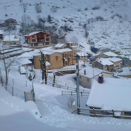 Apartamentos Rurales El Tio Pablo Picos De Europa Tresviso ภายนอก รูปภาพ
